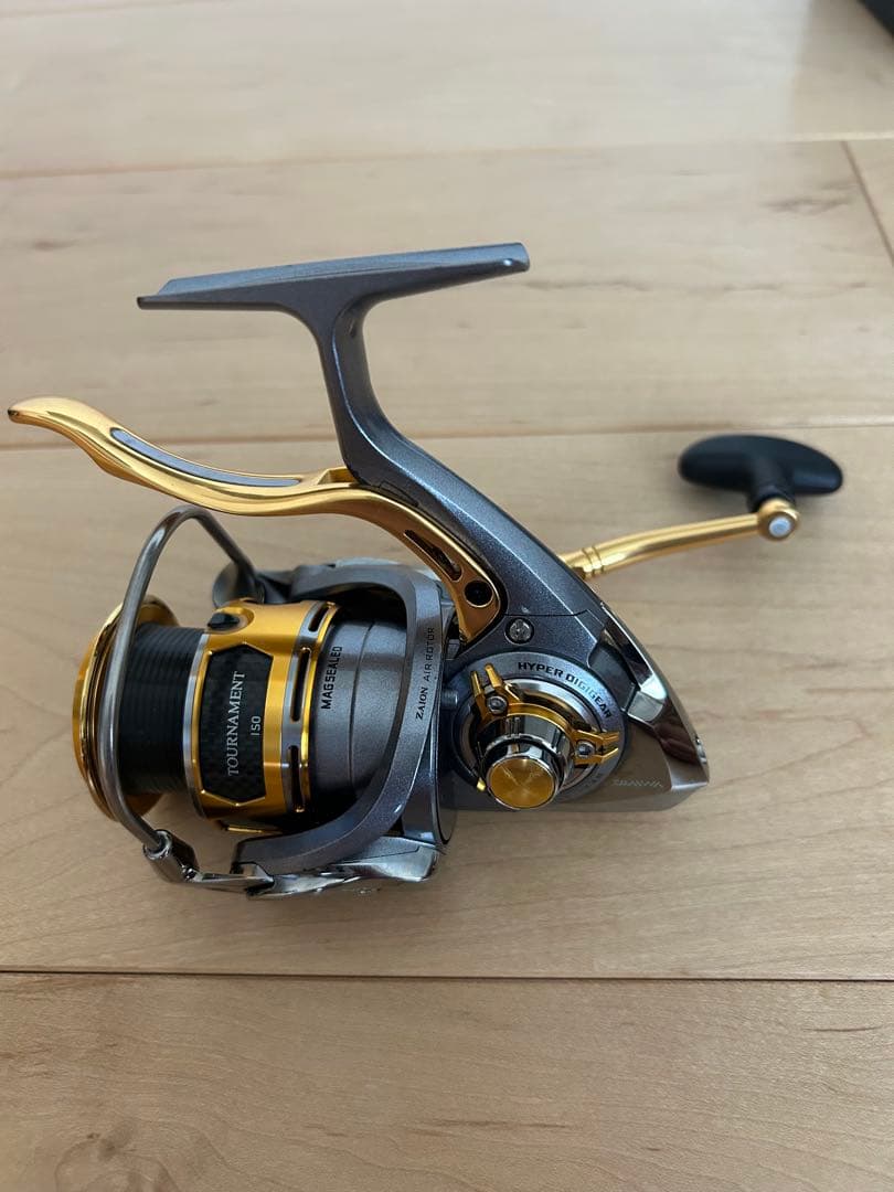DAIWA 12トーナメント 3000SHLBDDAIWA '12トーナメントISO 3000SHLBD