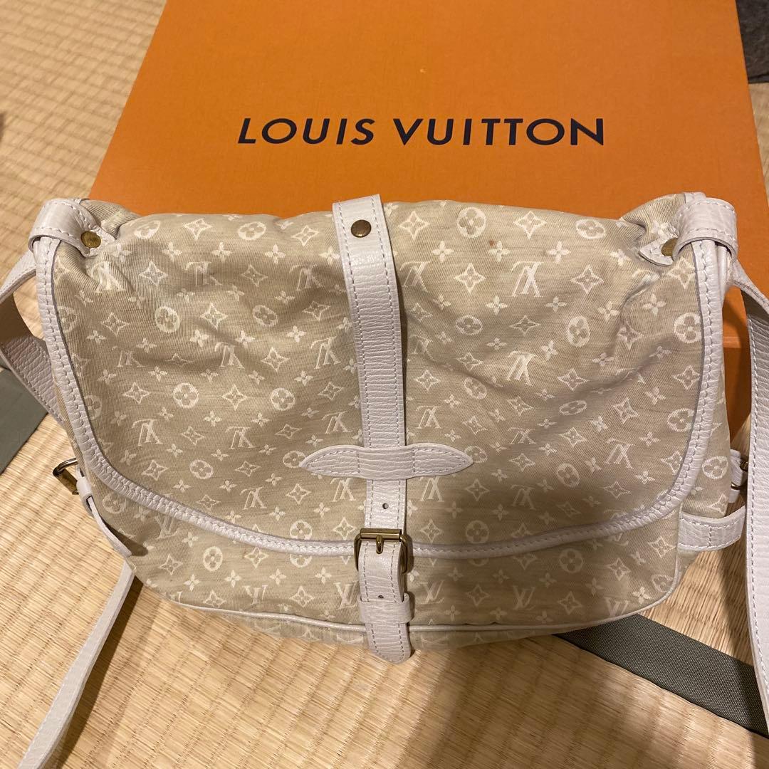 Louis Vuitton ショルダーバッグ モノグラム　レア LOUIS VUITTON ルイヴィトン アマゾン モノグラム ショルダーバッグ