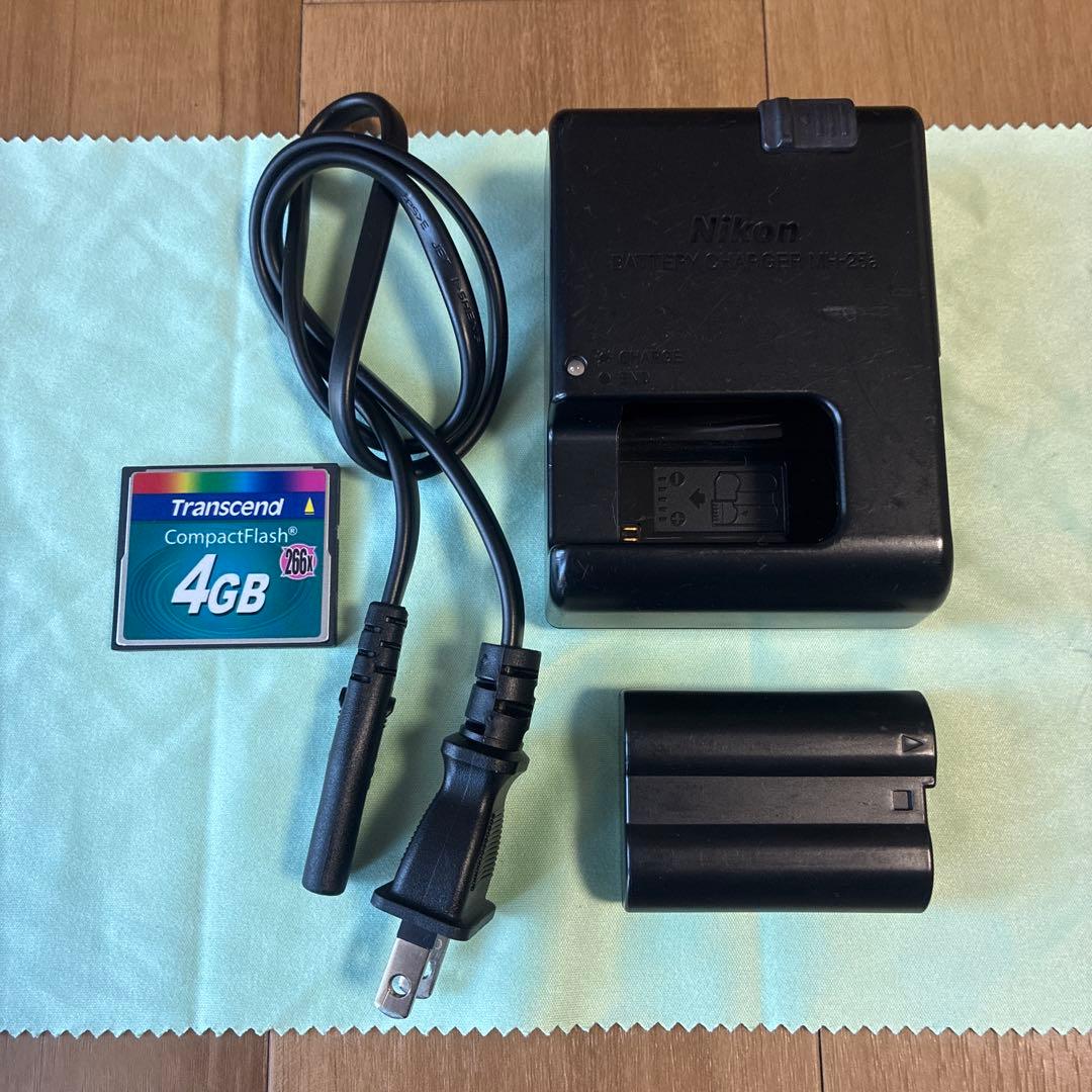 完動品! Nikon D800+付属品 (シャッター回数により訳あり品扱い