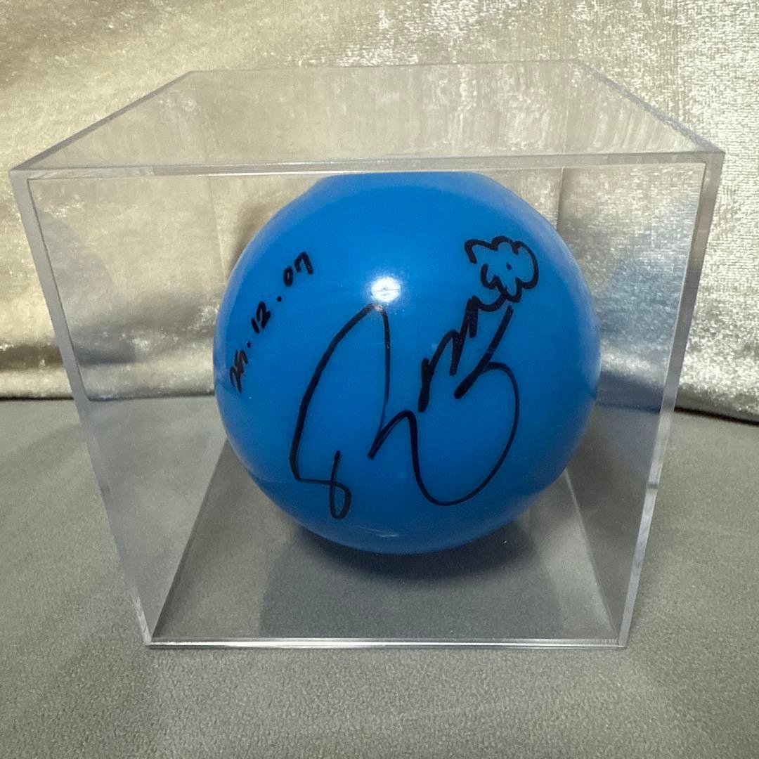 BABYMONSTER サインボール RORA - メルカリ