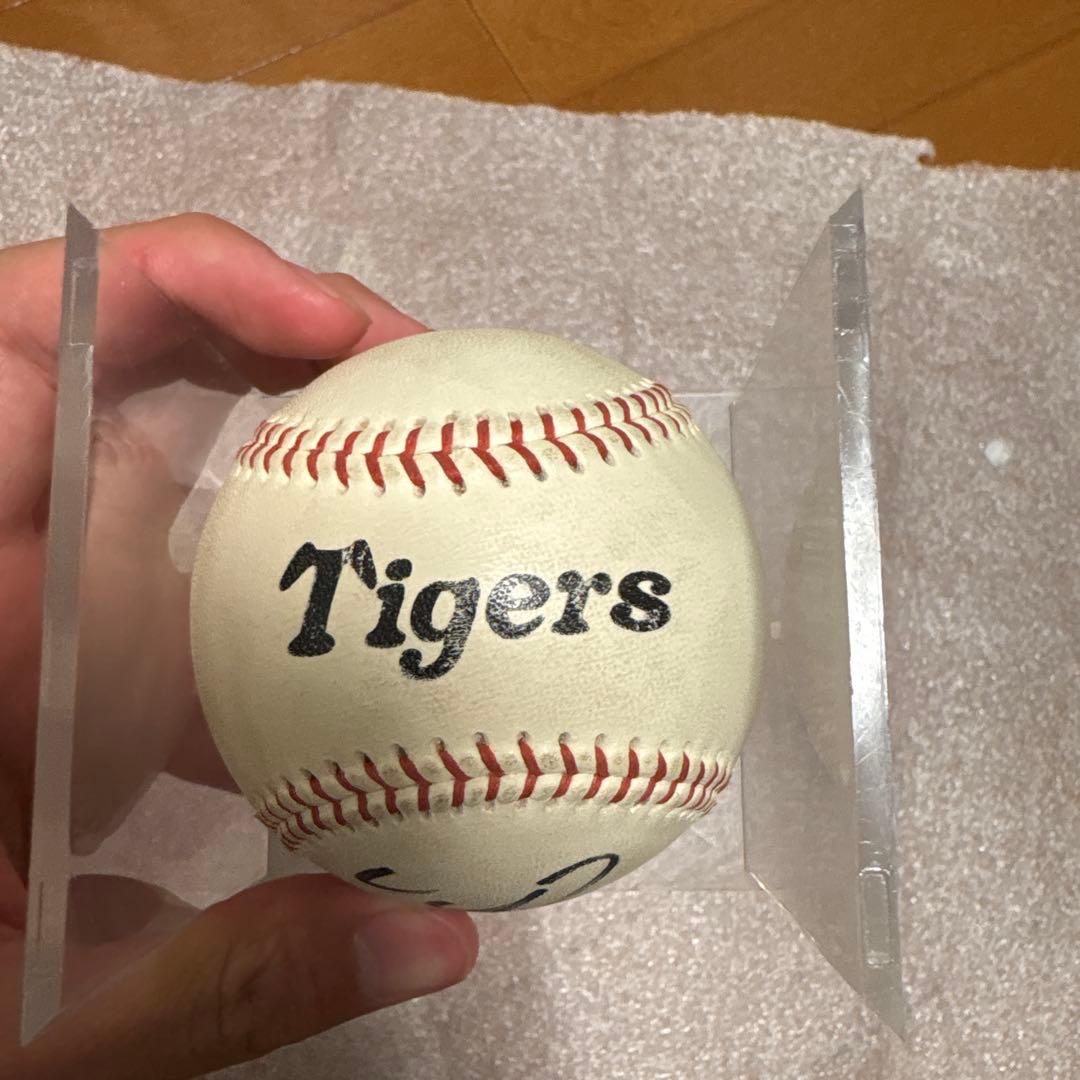 阪神タイガース 金本知憲選手 直筆サインボール - メルカリ