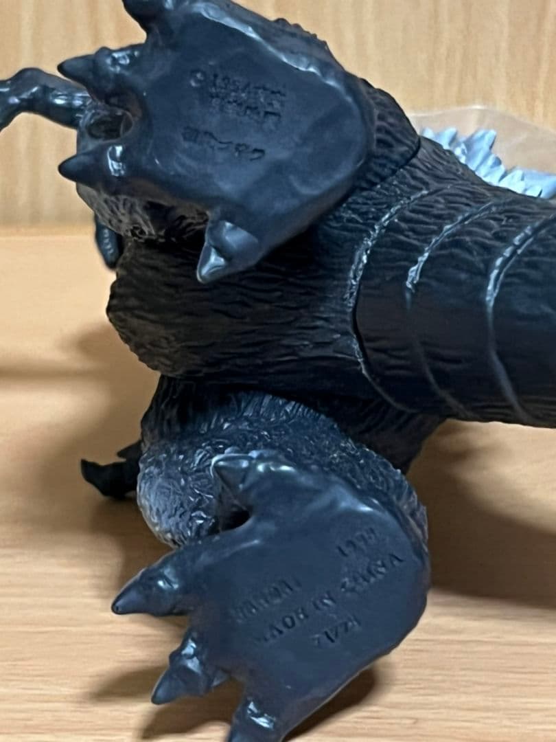 ☆バンダイソフビ東宝怪獣シリーズ☆初代ゴジラ1998タグ付き① - メルカリ