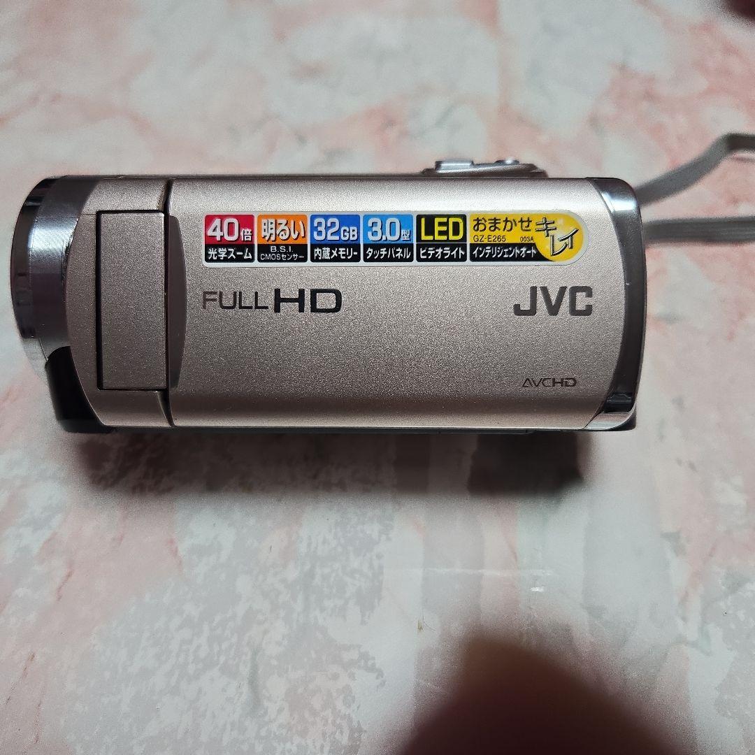 ビデオカメラEveio GZーE265NとデジタルファミリーキットVI - メルカリ