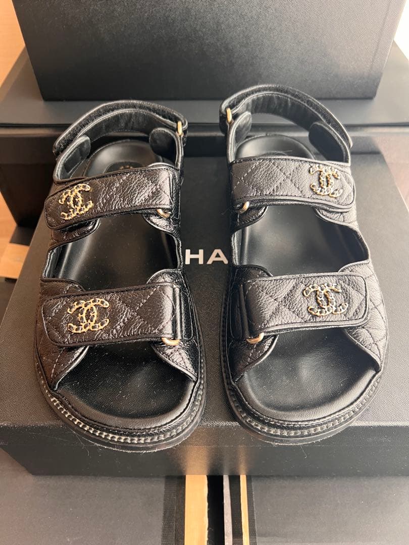 CHANEL ブラックレザーサンダル ベルト付き(2023年購入、美品) 楽天市場】CHANEL（サンダル｜レディース靴）：靴の通販