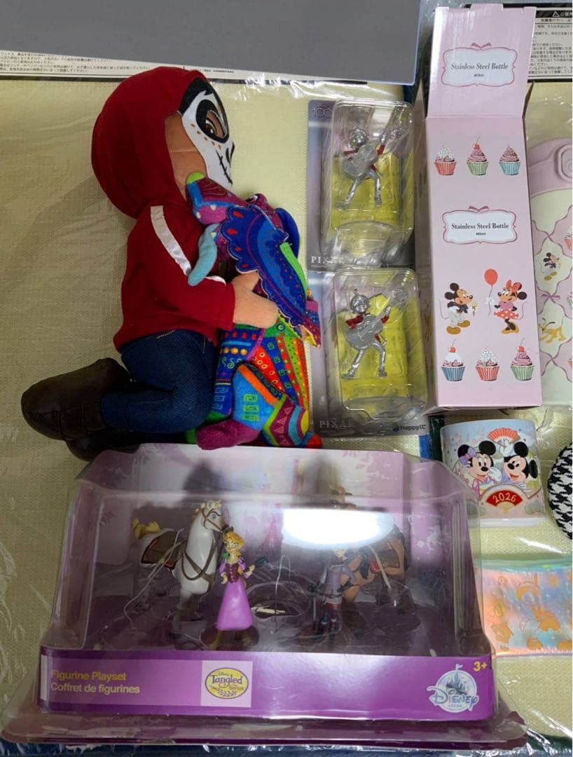 ディズニー リメンバーミー ラプンツェル ベイマックス カチューシャ