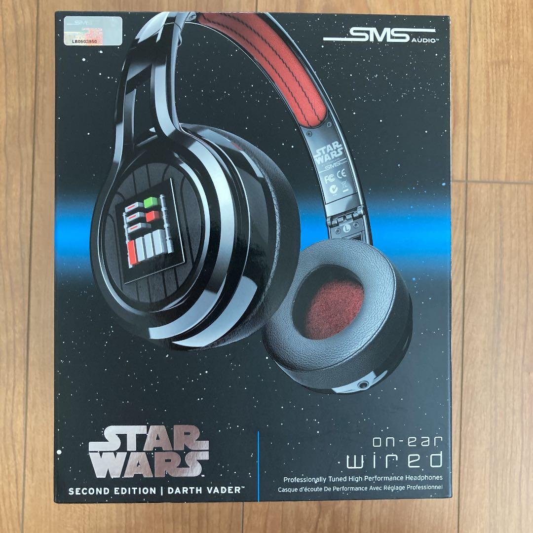 スターウォーズ ヘッドホン ダースベイダーモデル