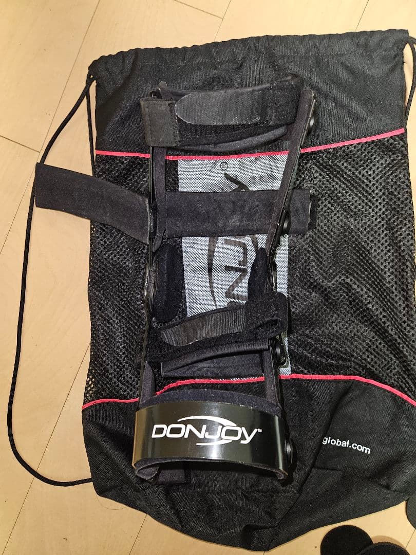 DONJOY 足用サポーター 右足用 Mサイズ 収納バッグ付き 4TITUDE - メルカリ