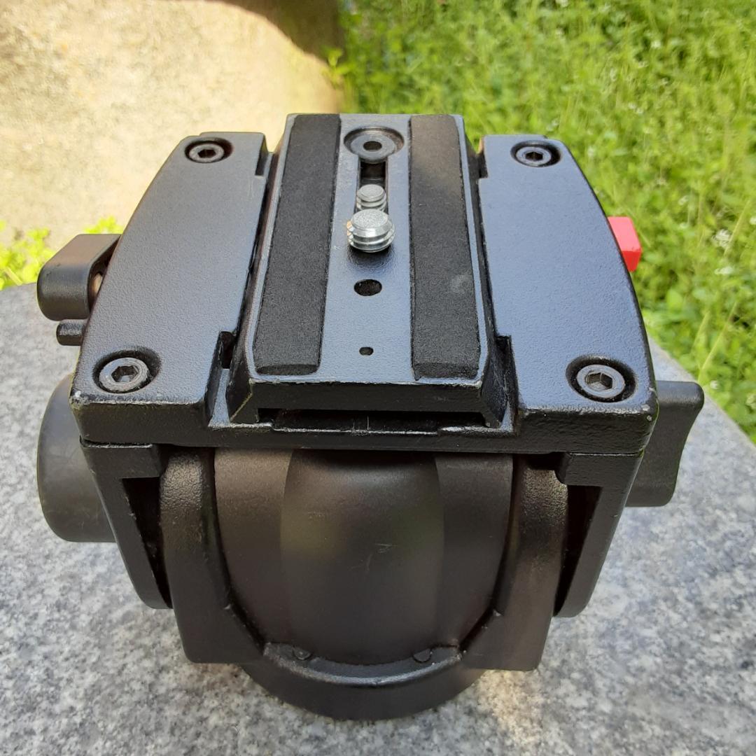 Manfrotto 501 ビデオ雲台 ②