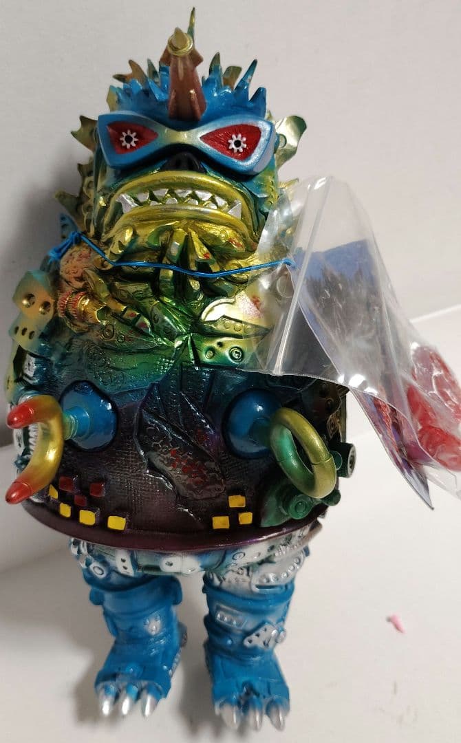 アトリエG1 ASTROMONSTERシリーズ ガラクタギガス 青成型 楽天市場】くず鉄破壊大怪獣ガラクタギガス （アレックス・ウォルド