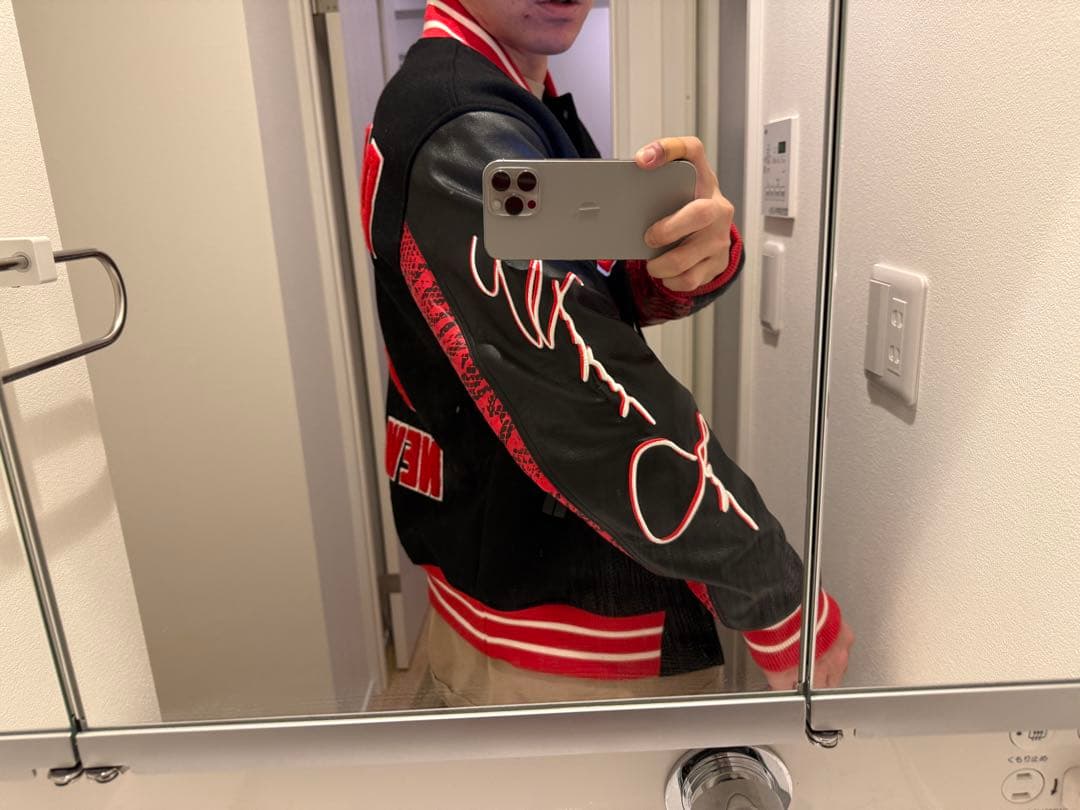 Jordan AwakeNY バーシティJacket S Redスタジャン - メルカリ