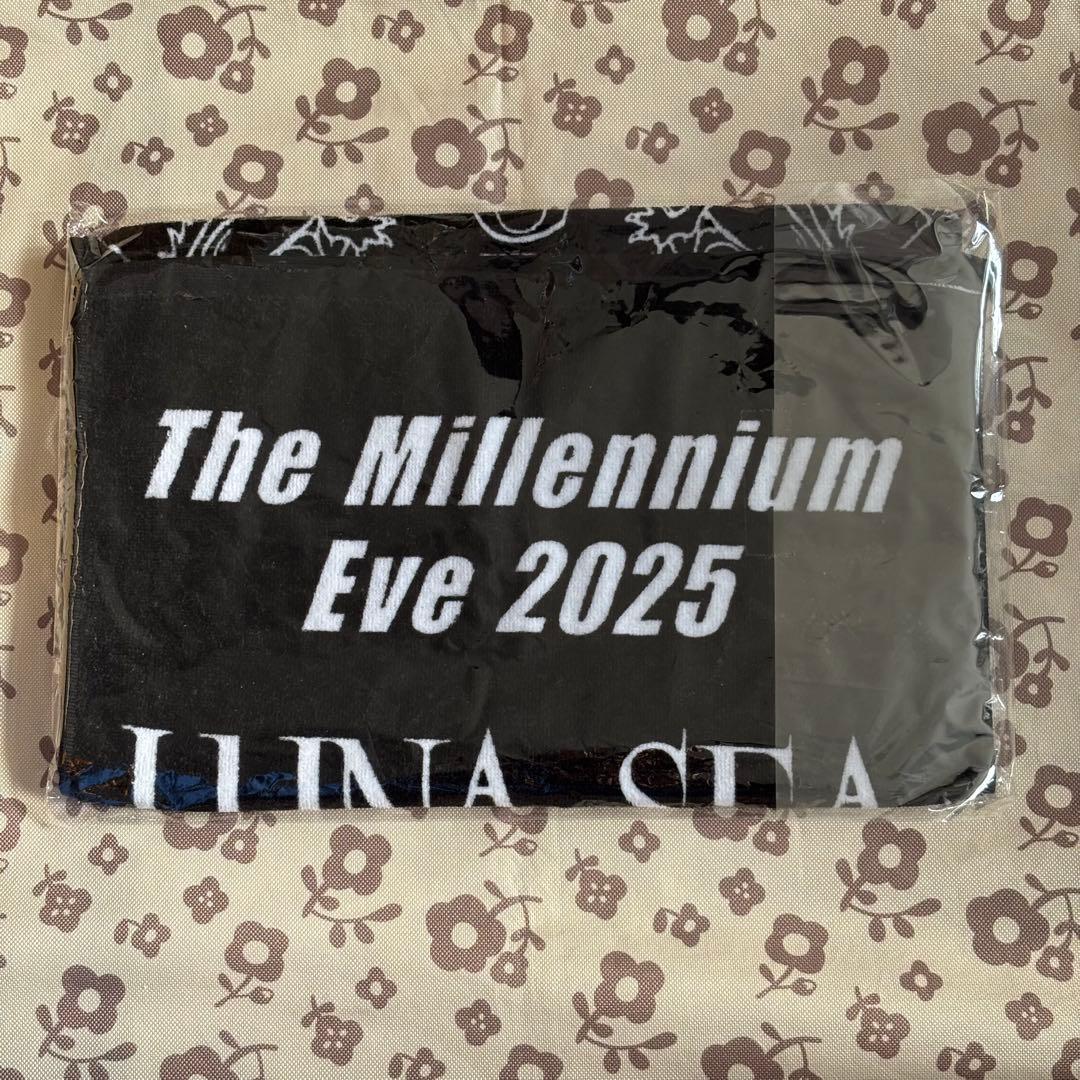 GLAY × LUNA SEA フェイスタオル ミレイブ 2025 (ブラック) Produced by GLAY＞フェイスタオル_The Millennium Eve 2025（パープル