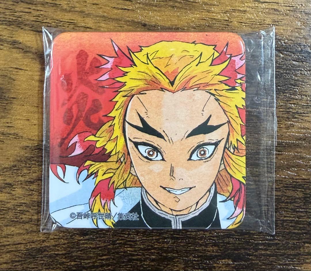 鬼滅の刃 スクエア缶バッジ アナザーカラーVer. 煉獄杏寿郎 - メルカリ