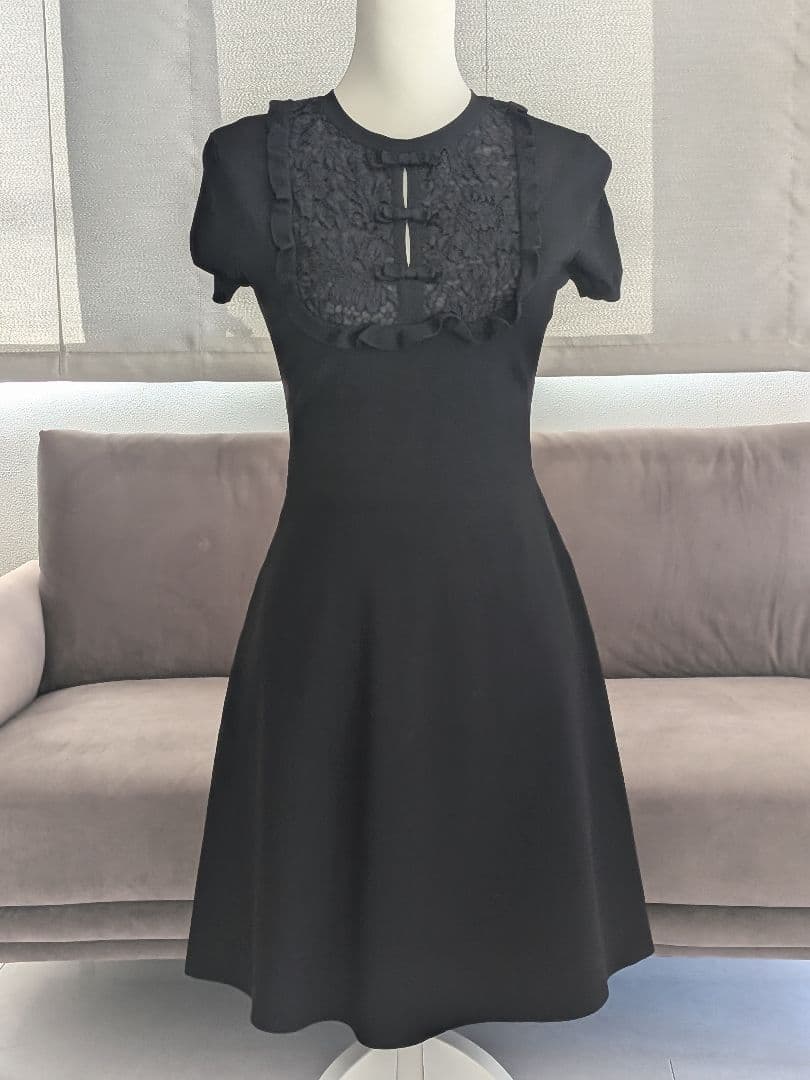 【ヴァレンティノ】ワンピース ヴァレンティノ(Valentiono)ワンピース | アウトネット(THE OUTNET