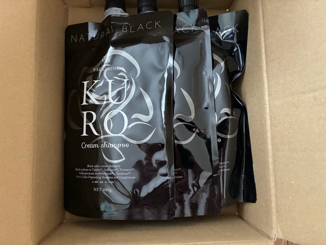 KURO クリームシャンプー ナチュラルブラック 400g 3個セット KURO Cream Shampoo 3個セット 400g（ナチュラルブラック） KURO Cream