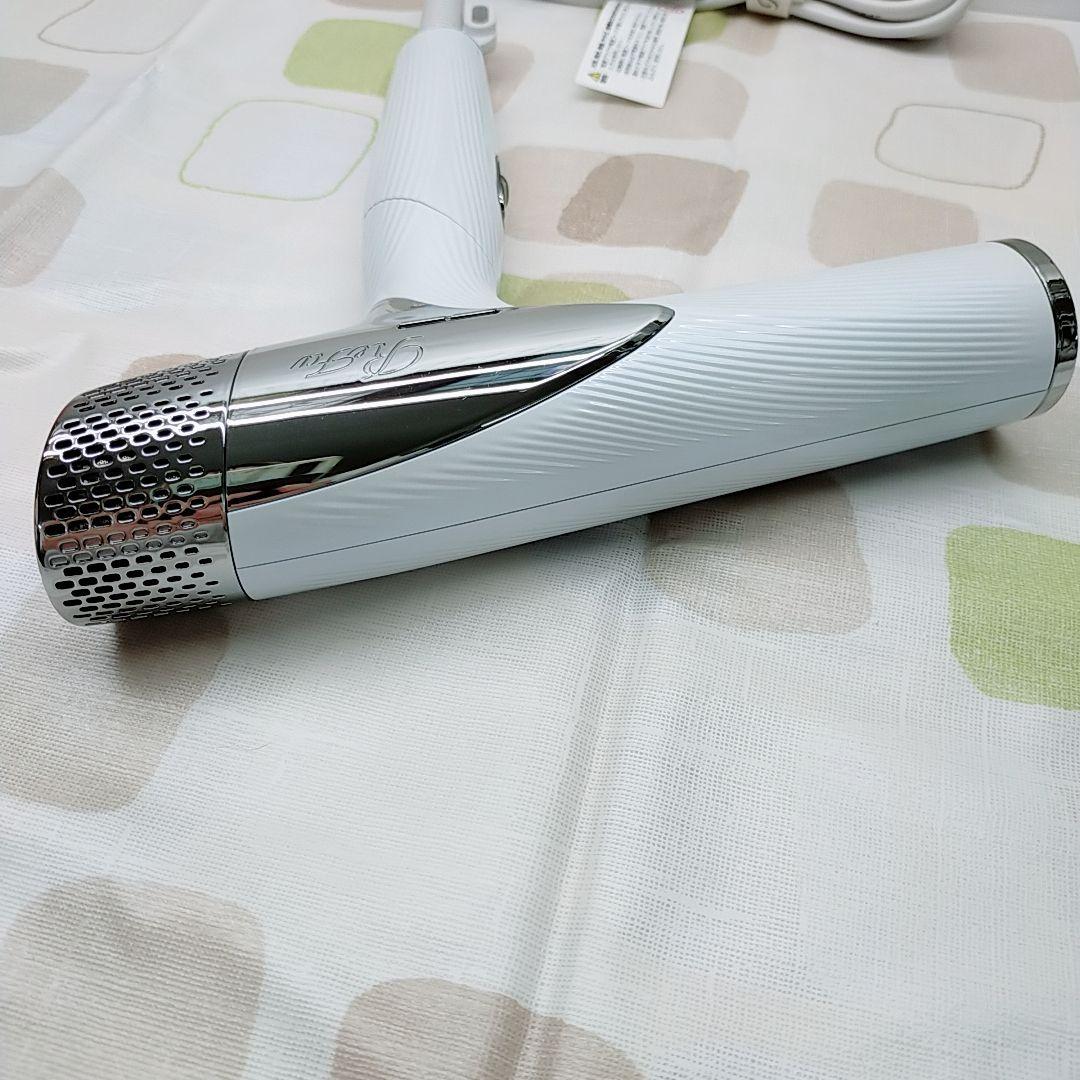 《ほぼ未使用》 Refa リファ ビューティック ドライヤー スマート MTG