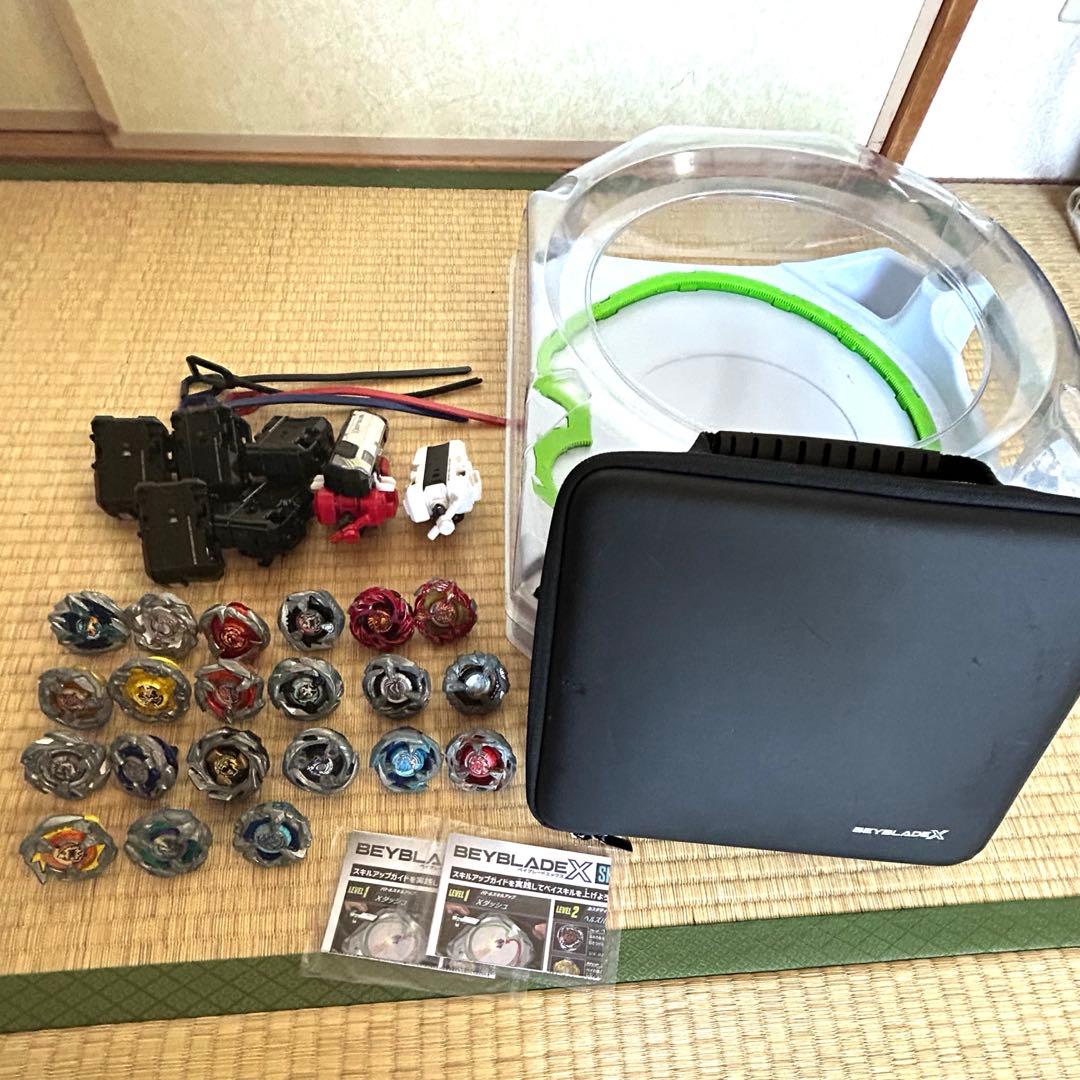 ベイブレードX 21個 スタジアム ケース セット まとめ売り - メルカリ