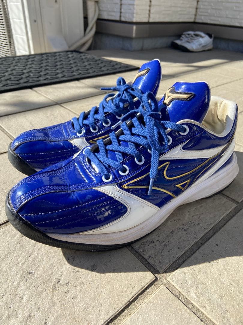 Mizuno トレーニングシューズ 青/白/金 楽天市場】【サイズ交換送料無料】ネイビー×ホワイト ミズノ 野球