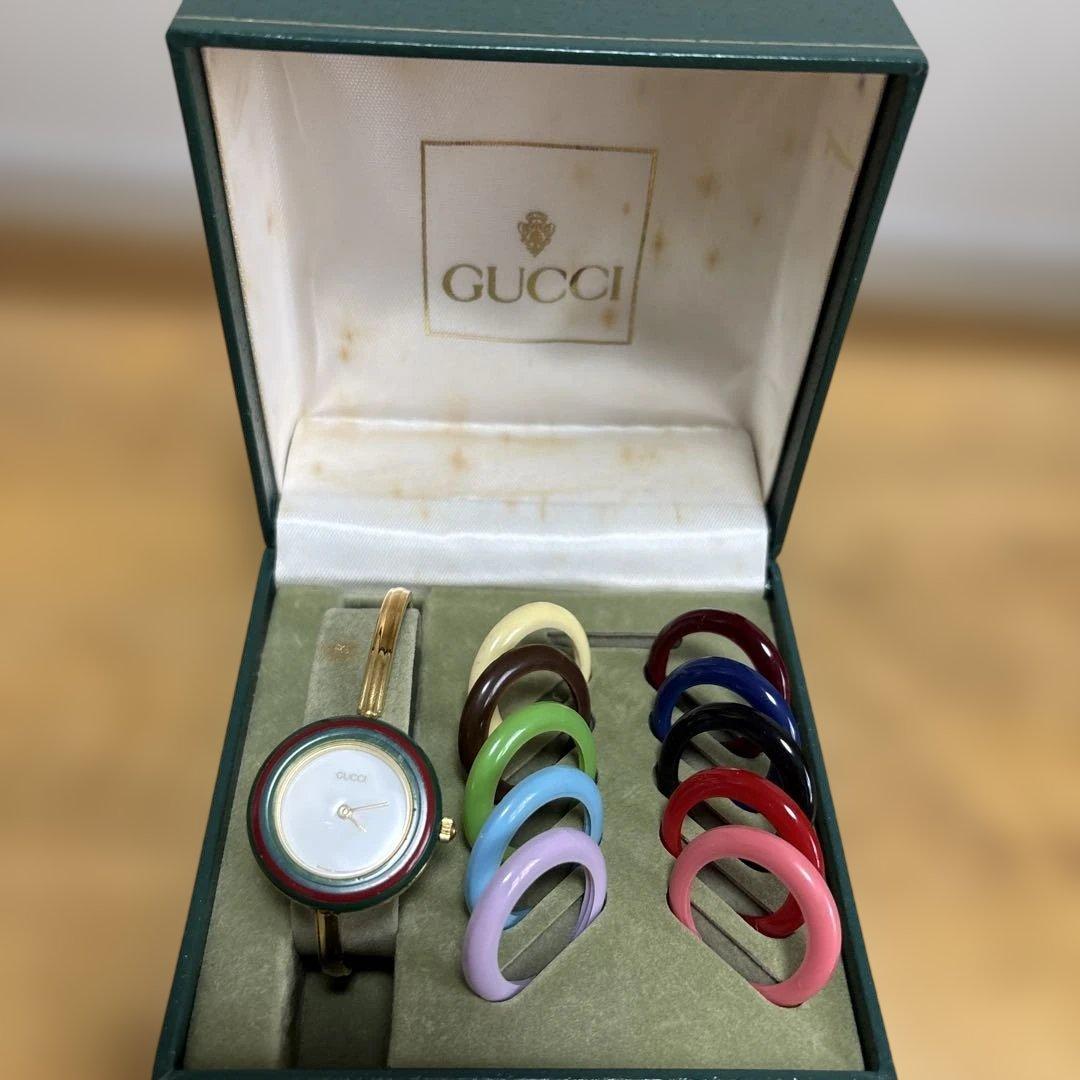 GUCCI チェンジベゼル　腕時計 GUCCI グッチ レディース 腕時計 チェンジベゼル バングルウォッチ