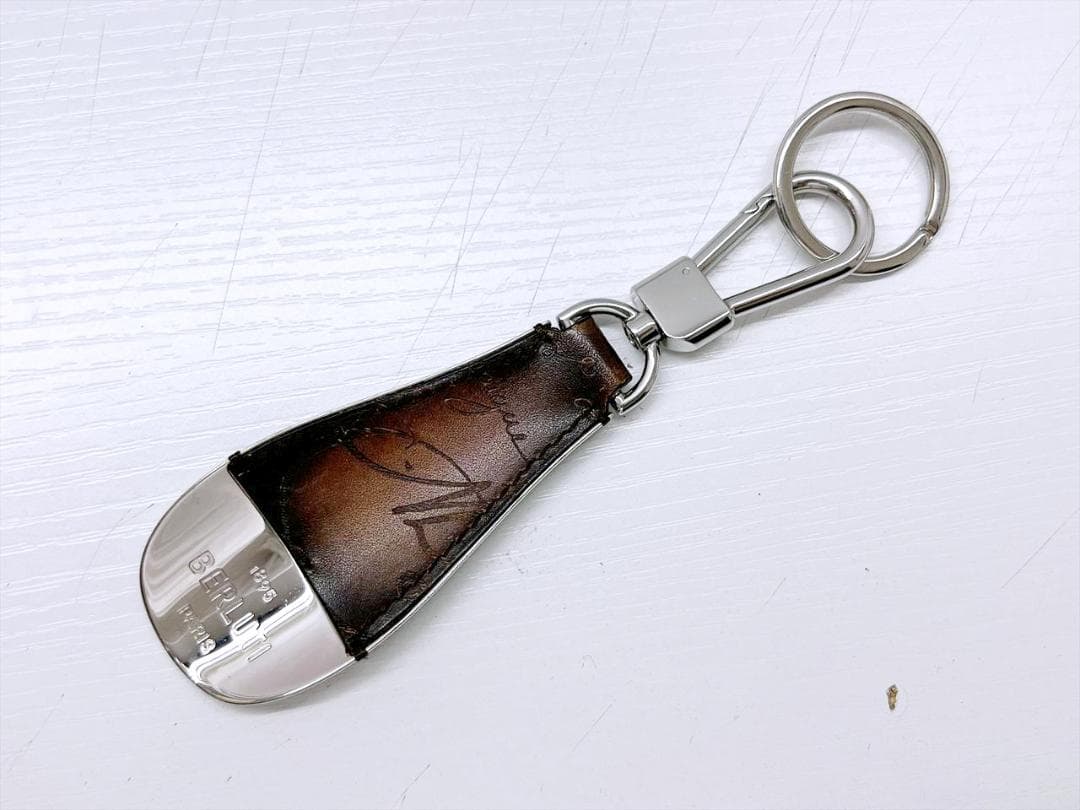 美品　ベルルッティ　スクリットレザー　シューホーン　キーホルダー 関税込】国内即発 BERLUTI スクリットレザー シューホーン (Berluti