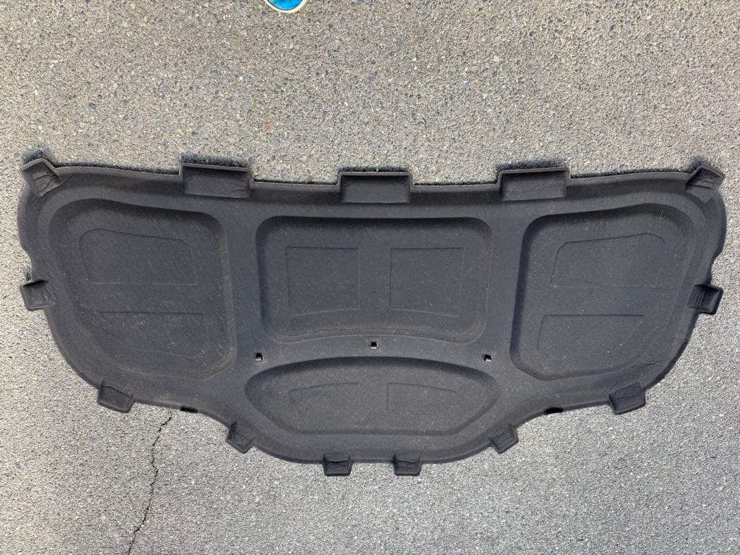 【直接受取/着払いも可能】Audi Q5(FY)サウンドアブソーバー 直接受取/着払いも可能】Audi Q5(FY)サウンドアブソーバー 直接受取