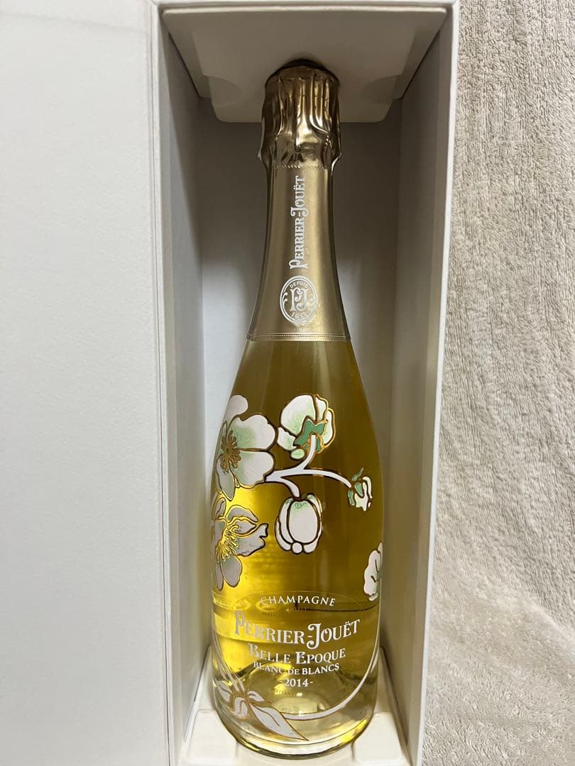 新品21袋入り2箱】ヨギニーフード 100 ストロベリー 新品未開封 LAVAの