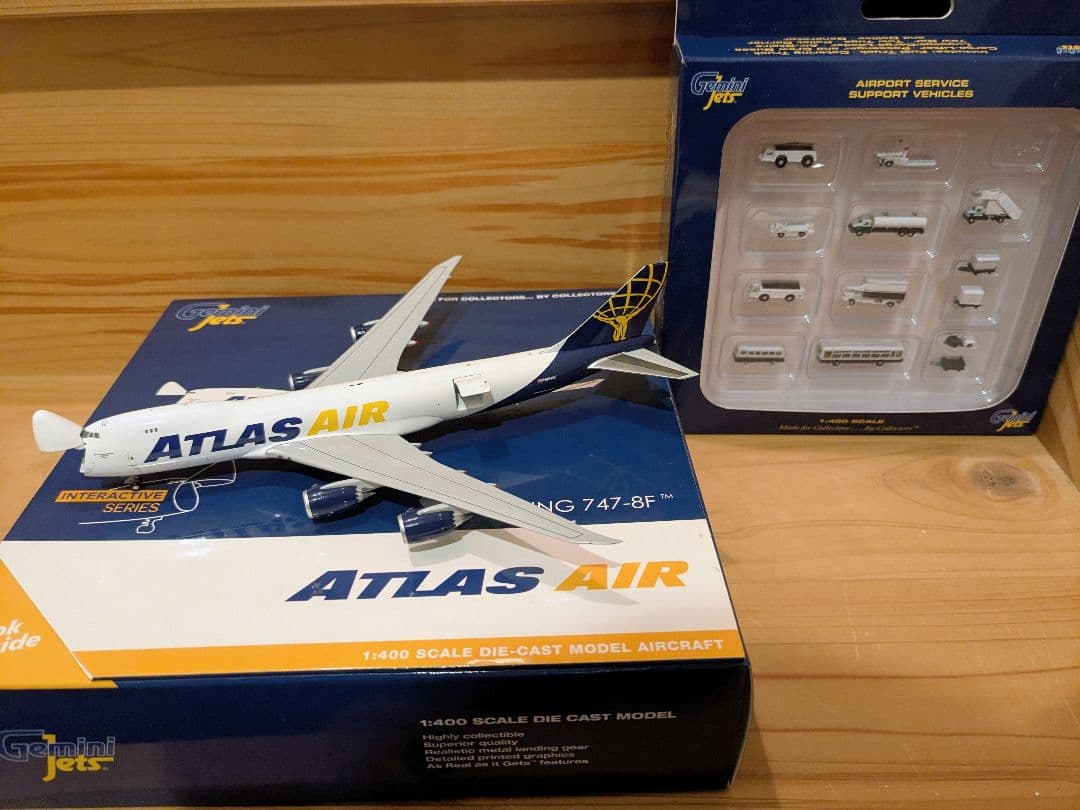 ジェミニ アトラス 747-8F 1/400 GSE 　747 JAL ANA ジェミニ アトラス 747-8F 1/400 GSE 747 JAL ANA ジェミニ アトラス