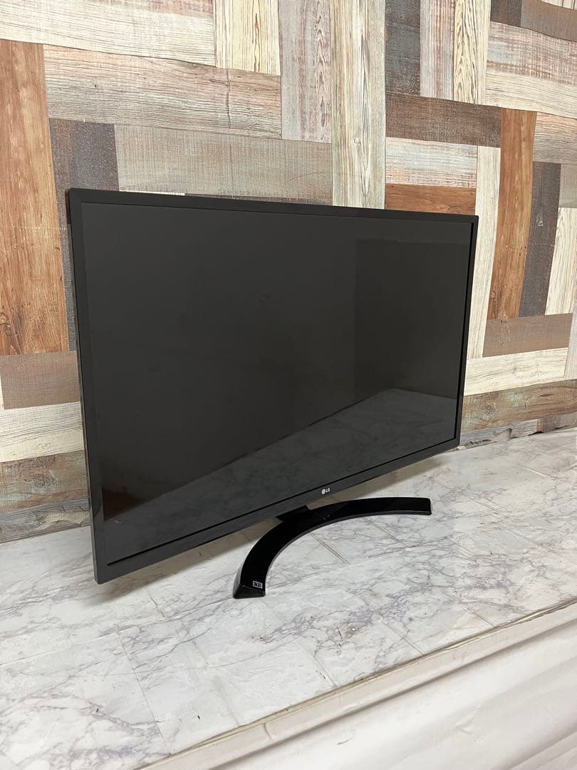 即日受渡❣️全国送料込目に優しいLG32型液晶モニターブルーライト軽減