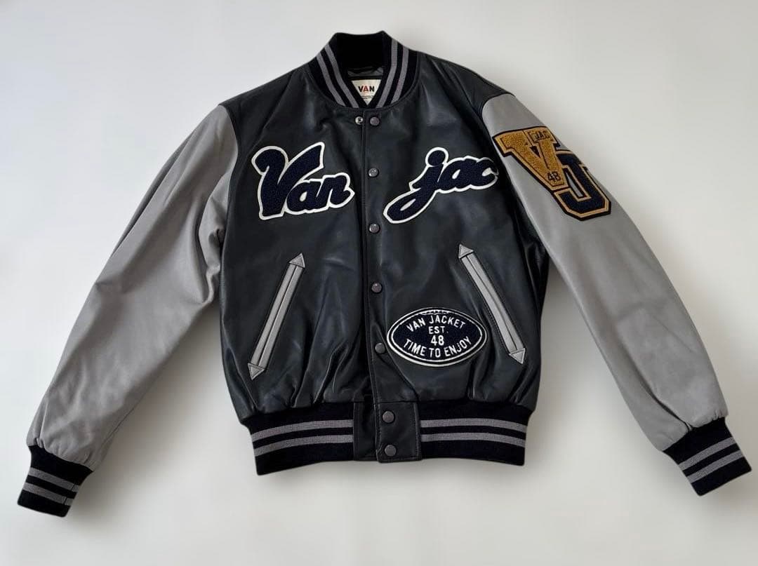 Van Jacket スタジャン ブラック/グレー - メルカリ