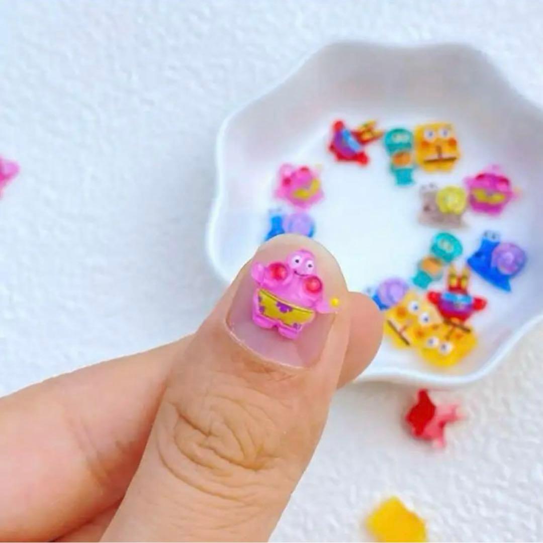 スポンジボブ ネイル パーツ 各2P 計12P - メルカリ