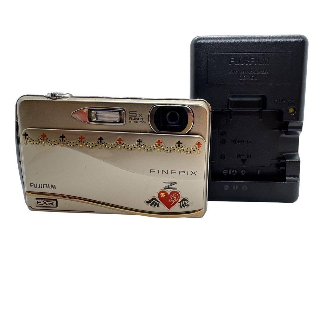 FUJIFILM FINEPIX Z800EXR 充電器付 FUJIFILM FinePix Z800EXR 充電器 4GB付き デジカメ｜Yahoo!フリマ（旧