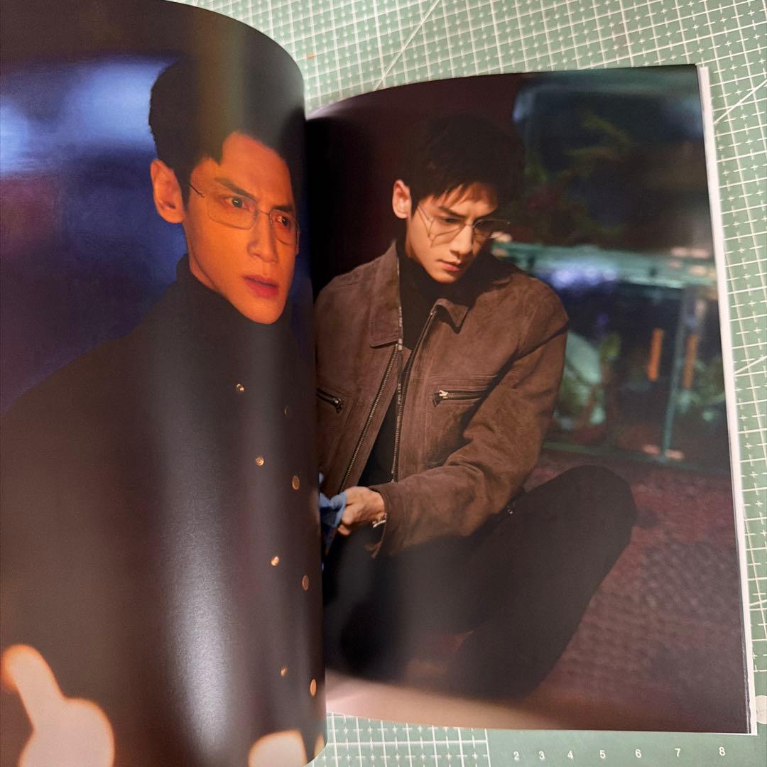 長月燼明 羅雲熙 レオ・ロー 剥繭写真集 64ページ - メルカリ