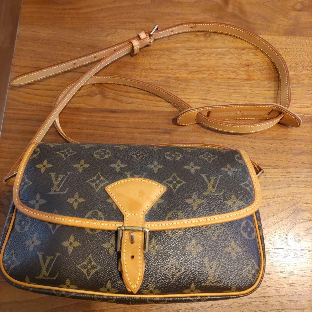 ルイヴィトン モノグラム ショルダーバッグ ソローニュ 廃盤品 斜め