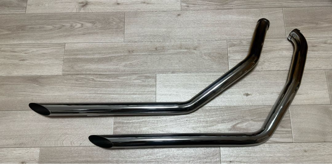 ハーレー ダイナ ドラッグパイプ マフラー 1-3/4インチ - メルカリ