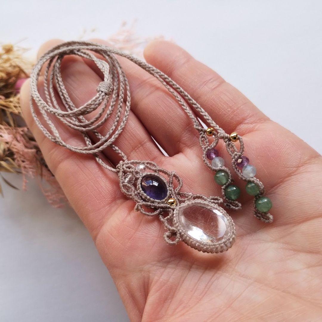 まつこ様専用】ルチルクォーツ＆アイオライトのマクラメ編みネックレス