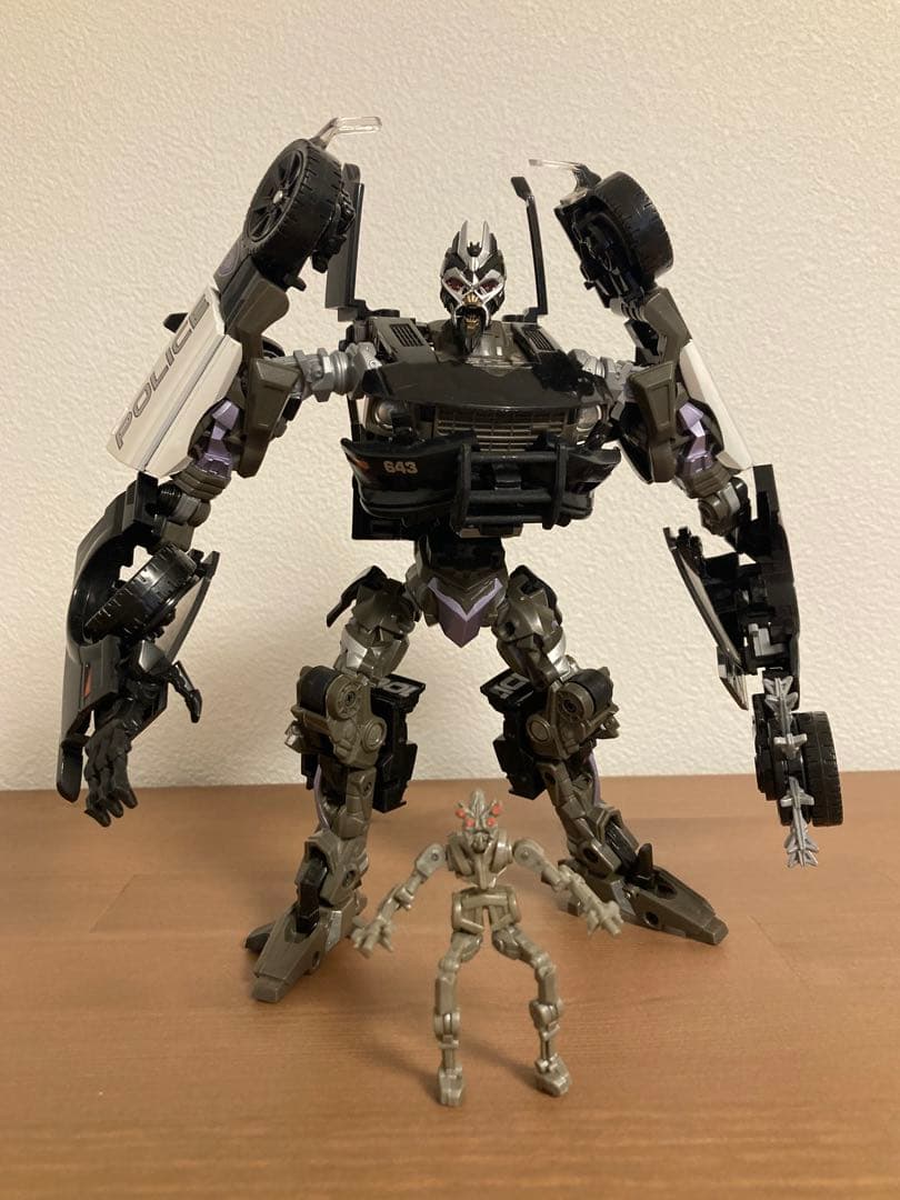 トランスフォーマー ヒューマンアライアンス バリケード & フレンジー