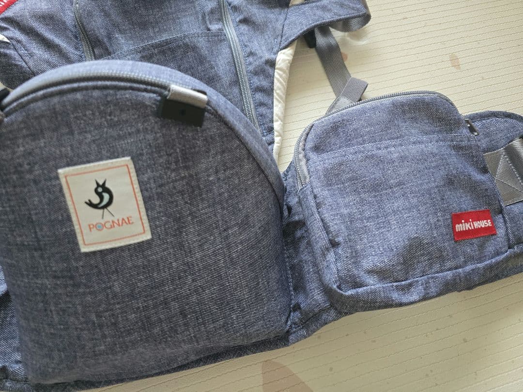 ポグネー✕ミキハウス 抱っこ紐 ヒップシートデニム調