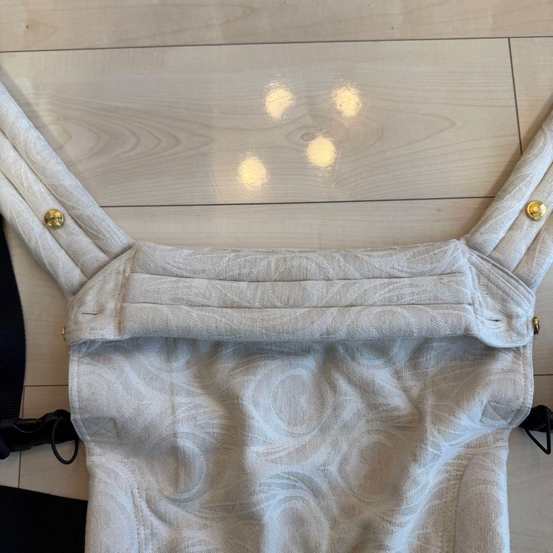 Antipope アーティポッペ 抱っこ紐 ホワイト インサート付き - メルカリ