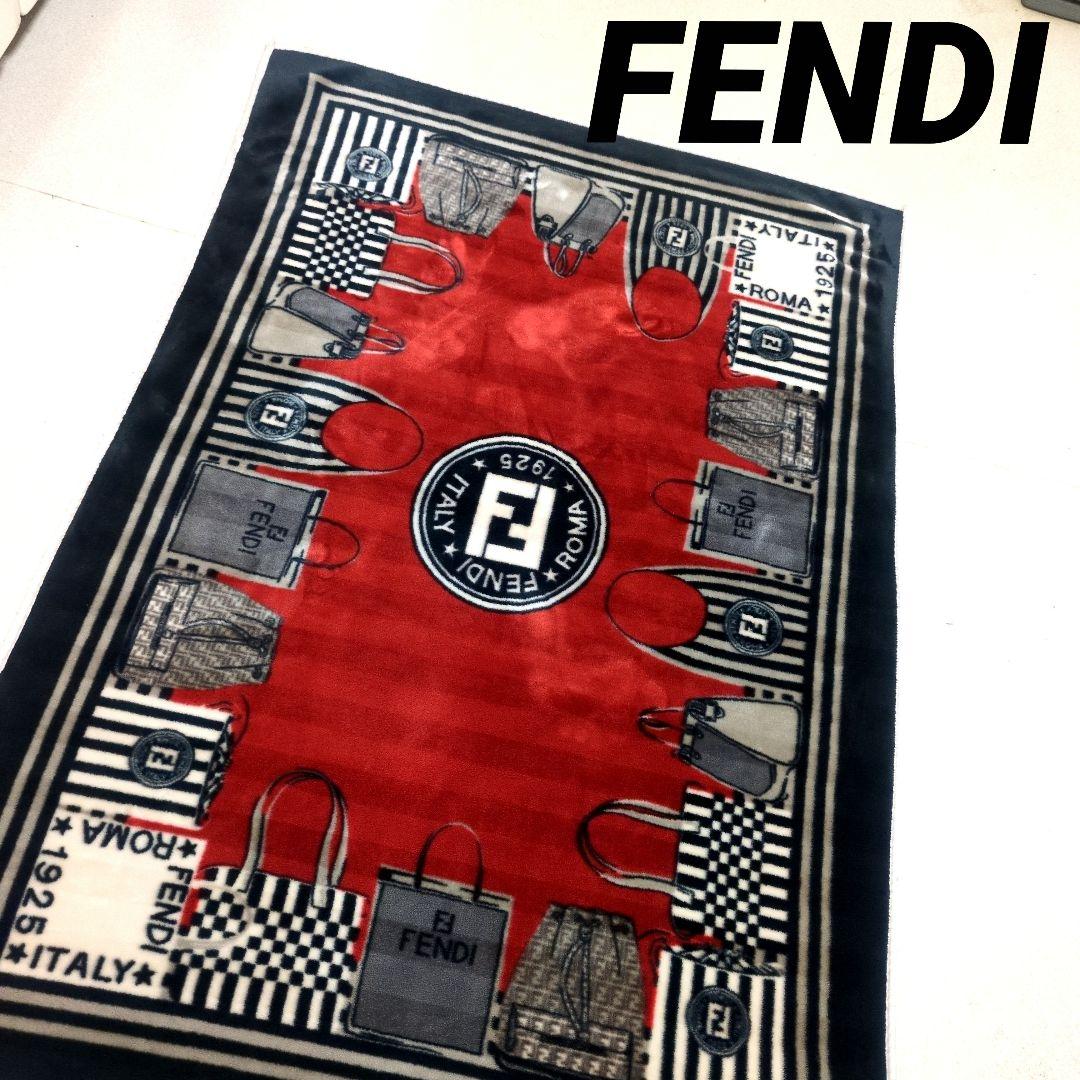FENDI フェンディ ニューマイヤー ハーフ毛布 廃番 レア ブランケット FENDI フェンディ バック 柄 ニューマイヤー ハーフ毛布 - メルカリ