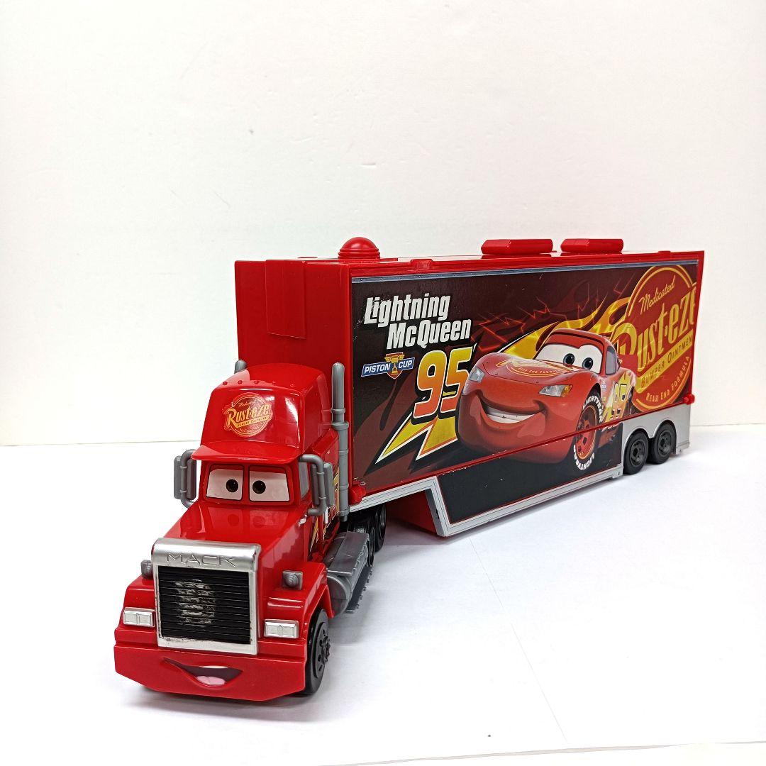 8.カーズ トミカ たくさんのせよう！大きなマックトレーラー 24台収納