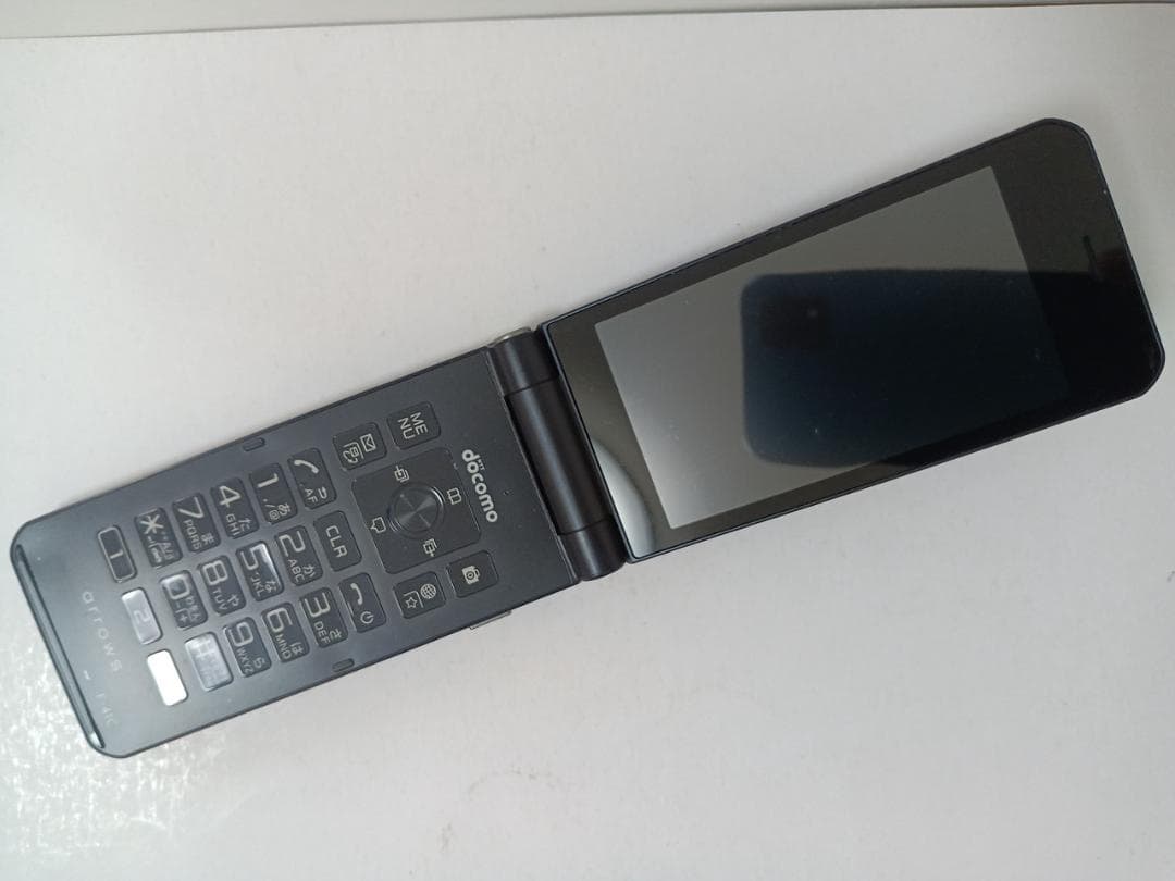☆ docomo arrows ケータイ ベーシック F-41C ネイビー - メルカリ