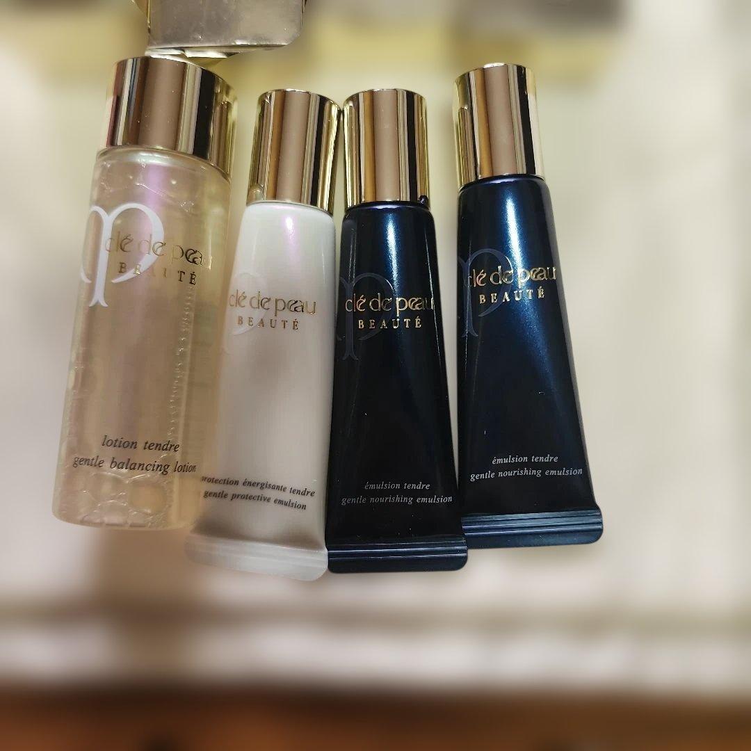 箱付き·未使用】クレドポーボーテ☆ローション,エマルジョン(朝用·夜用