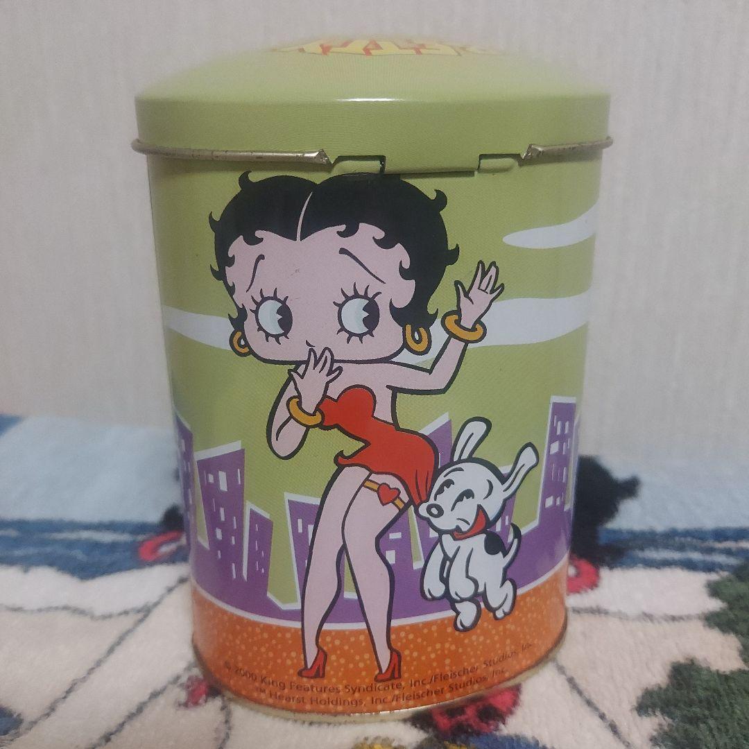 新品)ベティちゃん 鍵付き貯金箱 Betty Boop - メルカリ