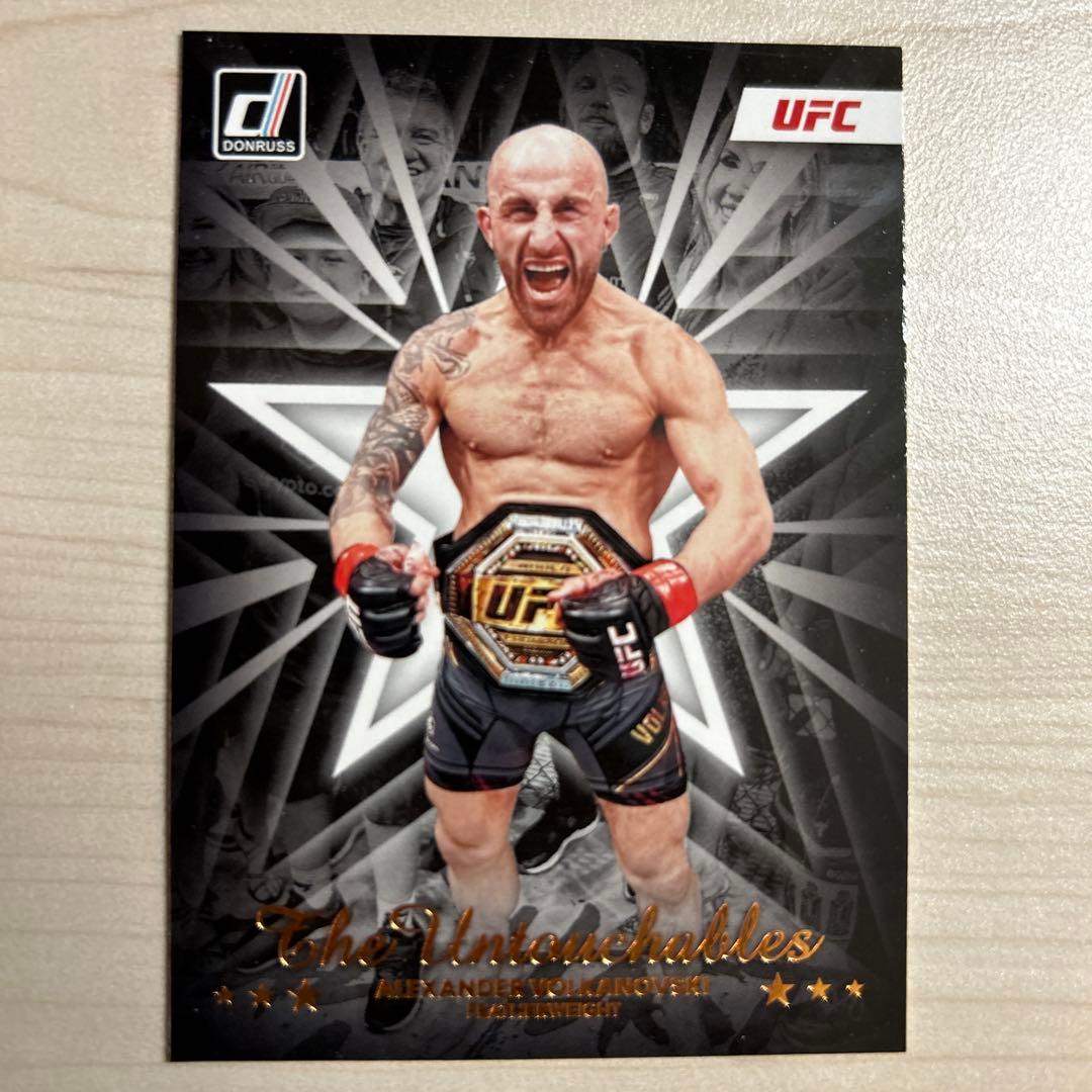 ufc カード アレクサンダーヴォルカノフスキー - メルカリ