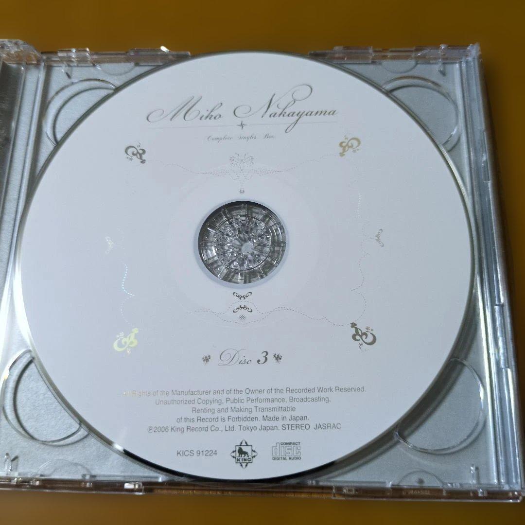 中山美穂 Complete SINGLES BOX 山口百恵ゴールデンアイドル