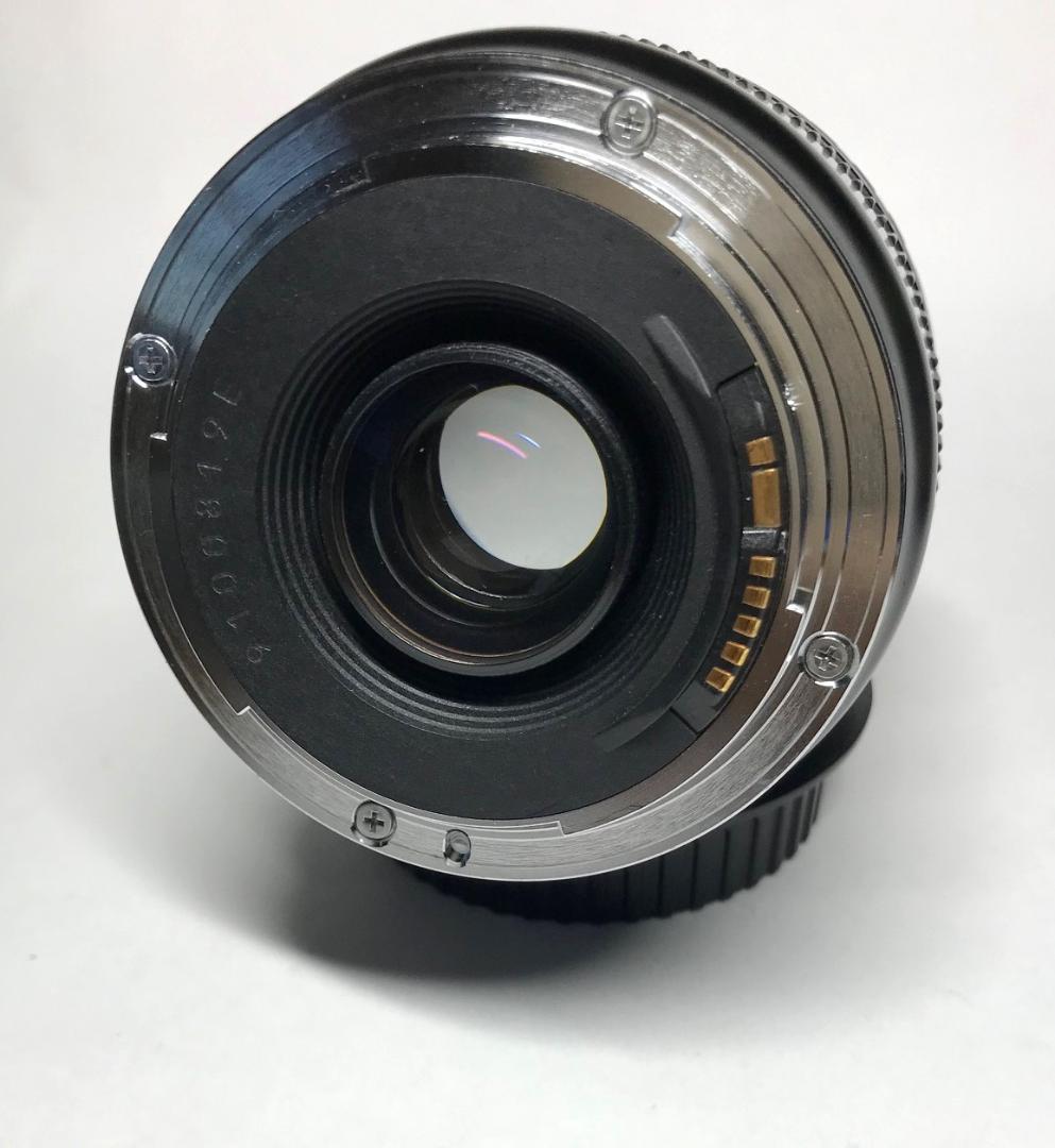 キヤノン EF28-105mm F3.5-4.5 マクロ USMズームレンズ