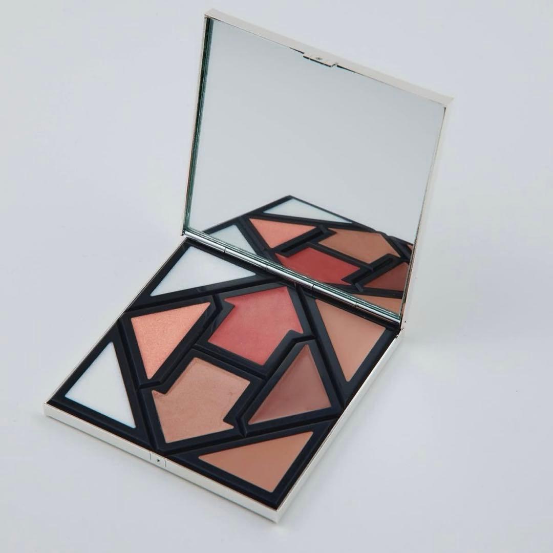 ハザマ hazama 弾願奏填のアイシャドウ BLACK