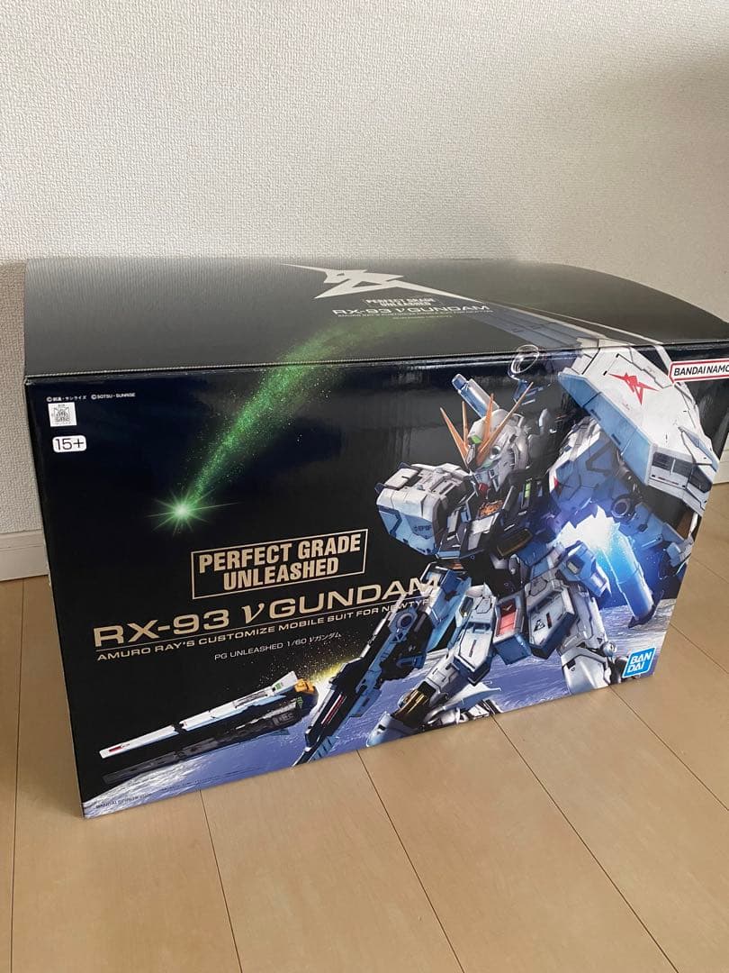 PG UNLEASHED 1/60 νガンダム 空箱+ショッパー - メルカリ