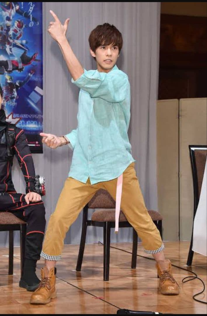 希少】 常磐ソウゴ 着用 衣装 シャツ 同型同色 XLサイズ - メルカリ