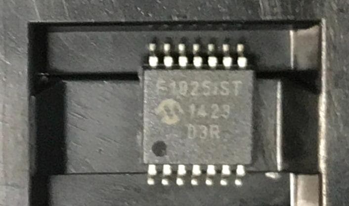 PIC16F1825-I/ST 中古 210個 ICTRAY 在庫17SET - メルカリ