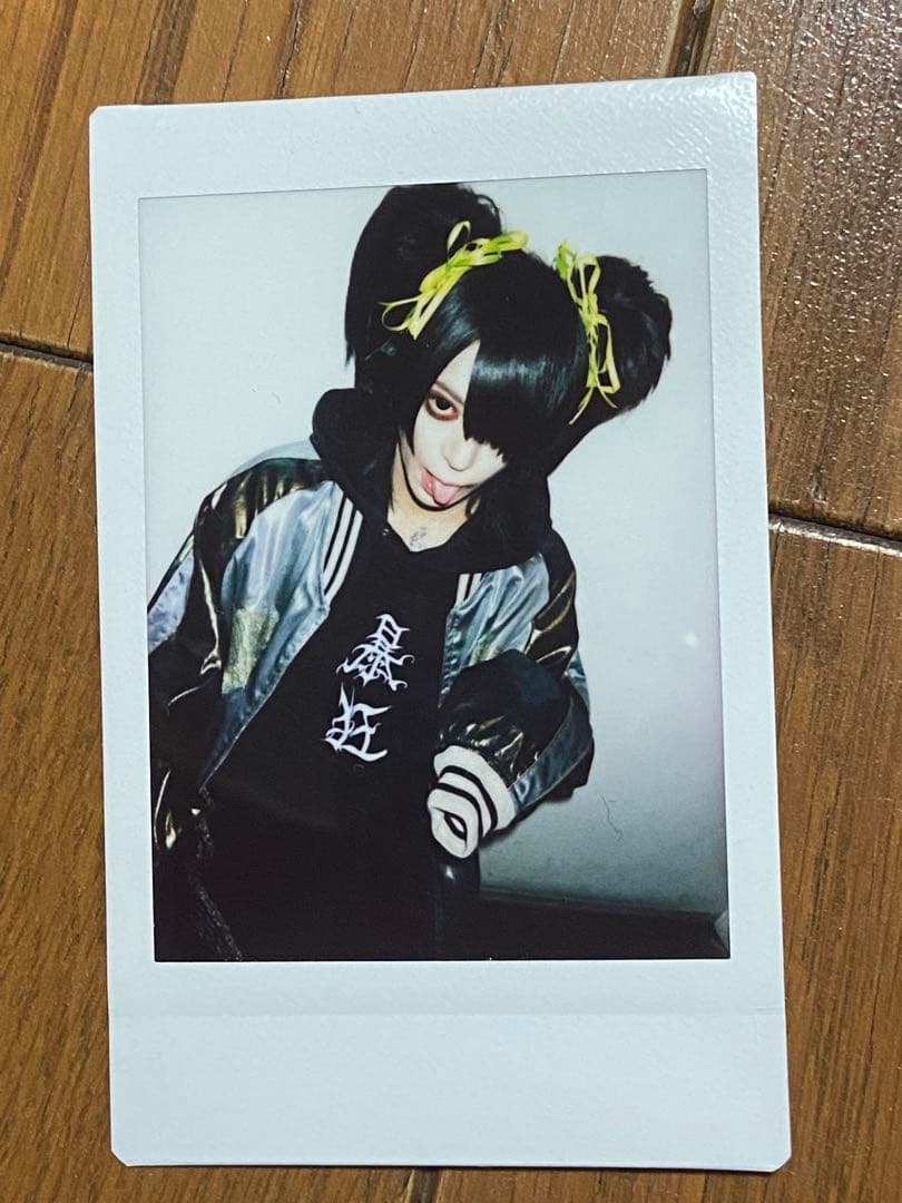 甘い暴力 咲 チェキ - メルカリ